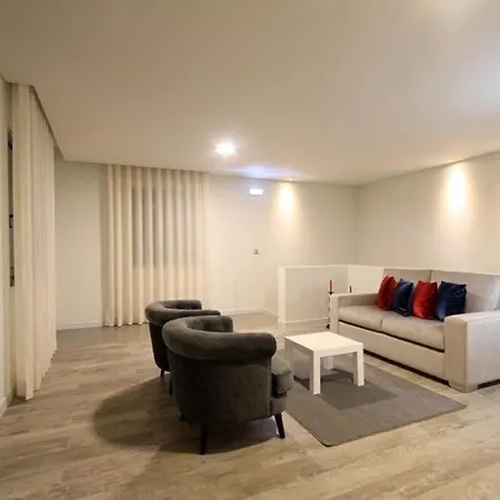 Camacho Iv - Mansion House *