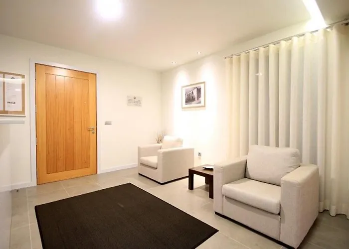 Camacho Iv - Mansion House Tatil Evi *