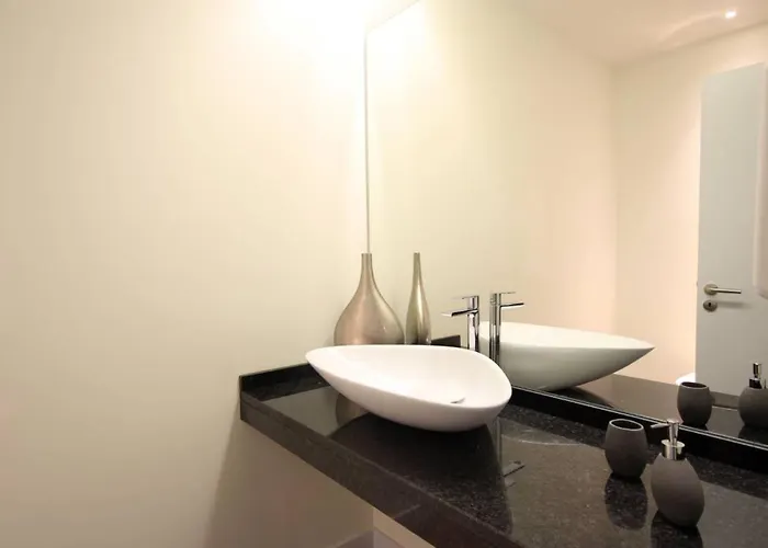 Camacho Iv - Mansion House