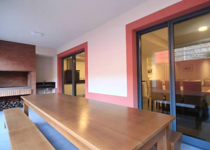 Camacho Iv - Mansion House Vakantiehuis *